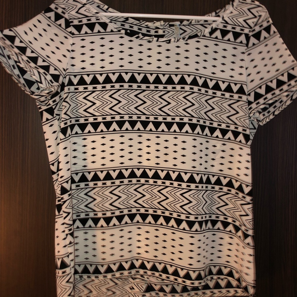 Black and white Aztec top
